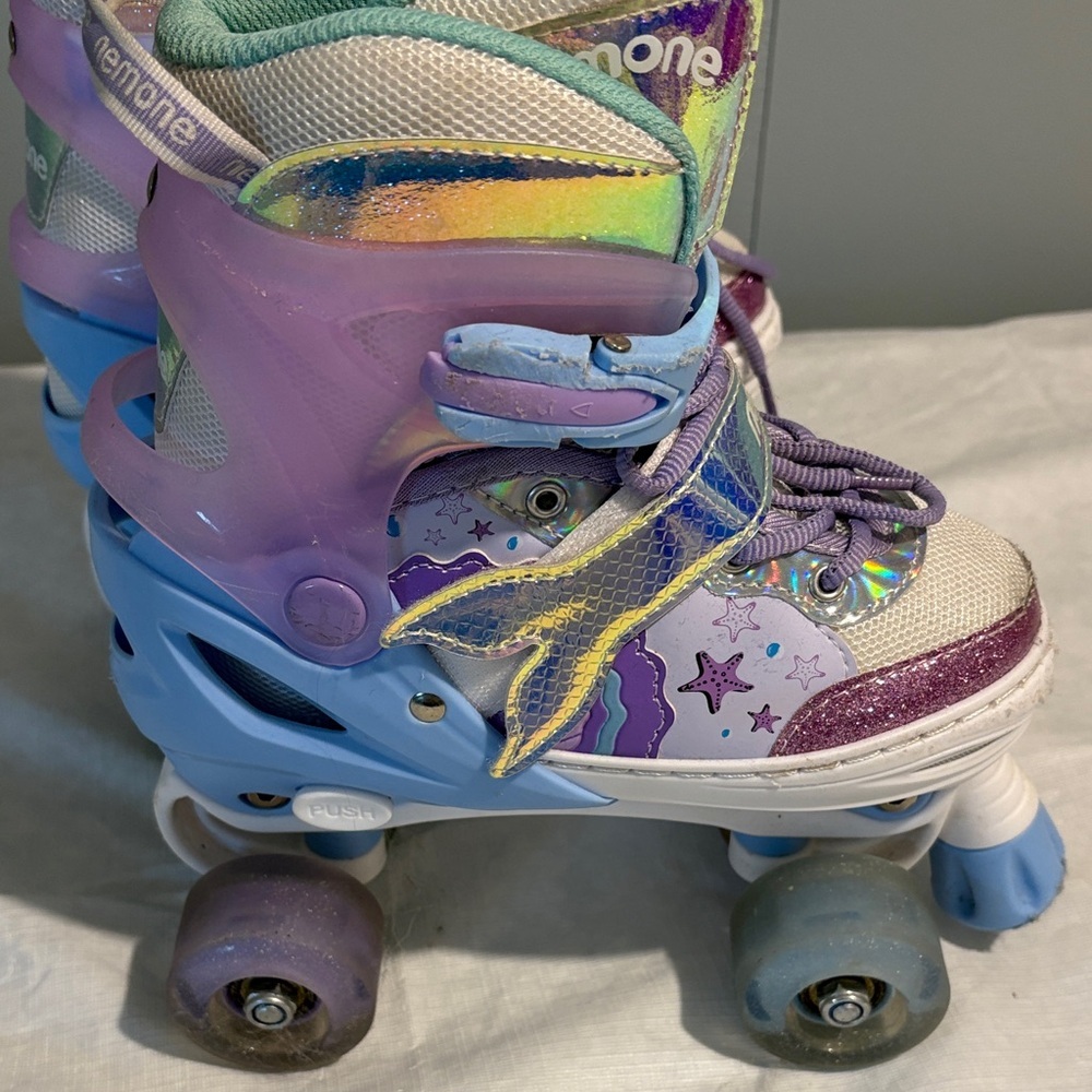 Anemone Kids Roller Skates - Purple and Light Blue